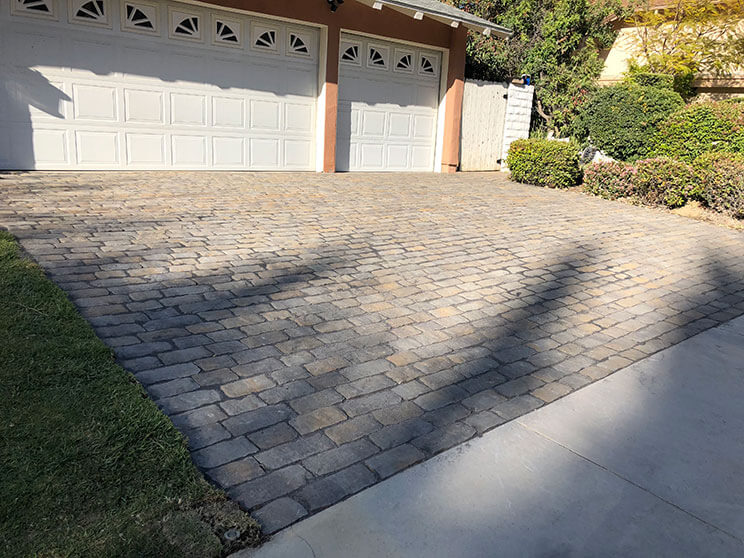 A Homeowner’s Guide to Driveway Pavers