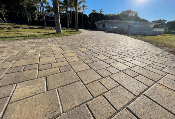 los-angeles-driveway-pavers-installation-titan-pavers