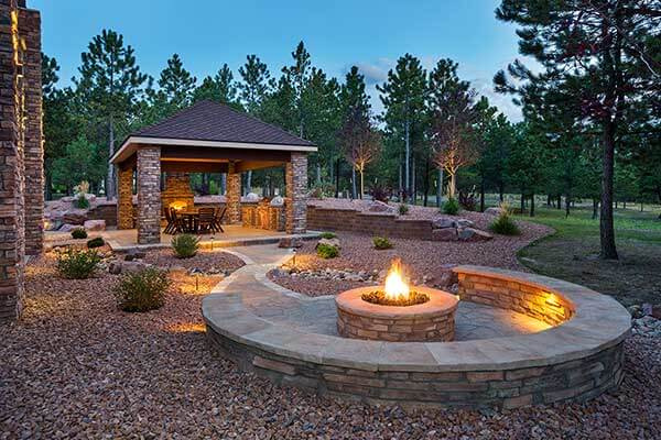 Outdoor fireplace